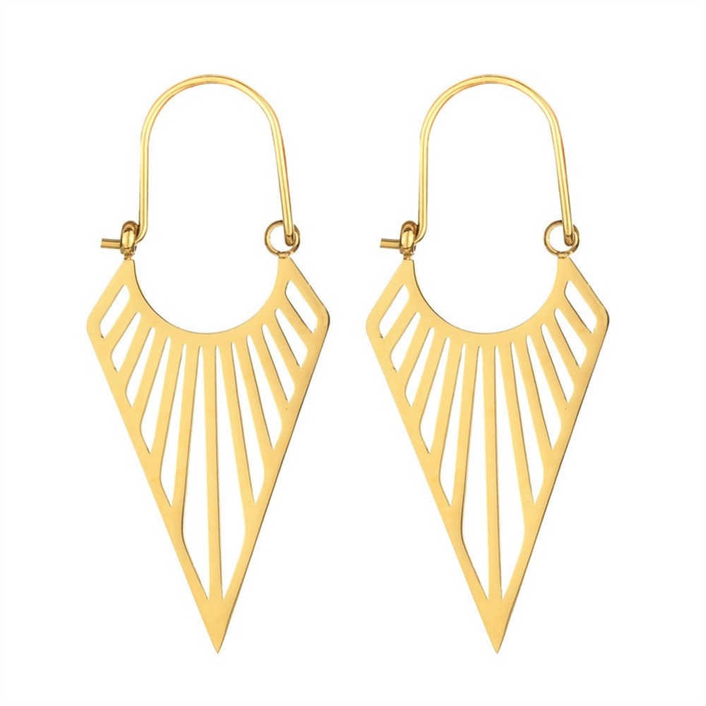 Pointed geometric shape gold earrings
